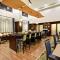 Hampton Inn & Suites Detroit-Canton