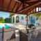 Sun Beach Villa Tria