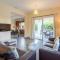 Sun Beach Villa Tria
