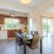Sun Beach Villa Tria
