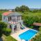 Sun Beach Villa Thio