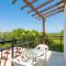 Sun Beach Villa Thio