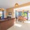Villa Charoula Thio