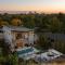 Lux North End Home: Heated Pool/Fire Pit/Theatre - بويز