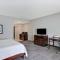 Hilton Garden Inn and Fayetteville Convention Center