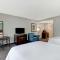 Hilton Garden Inn and Fayetteville Convention Center