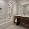 Home2 Suites by Hilton Las Vegas Convention Center - No Resort Fee - Las Vegas
