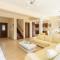 Rose Villas Collection