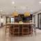 DoubleTree by Hilton McLean Tysons