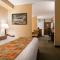 Best Western Plus Service Inn & Suites - Lethbridge