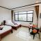 Sisombat Plaza Hotel - 万荣