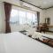 Sisombat Plaza Hotel - 万荣