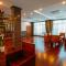 Sisombat Plaza Hotel