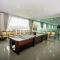 Sisombat Plaza Hotel - 万荣