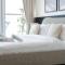 Executive Studio in Damac Hills by Suiteable - Dubái
