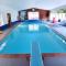 Luxury property - Swimming Pool, Games Room & Hot Tub - أوسك