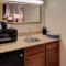 Hampton Inn & Suites Ontario