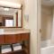 Hampton Inn & Suites Williamsburg Historic District