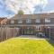 Spacious 4 Bed - Near Uxbridge/Heathrow & PARKING - 斯劳