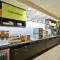 Home2 Suites By Hilton Rapid City - 拉皮德城
