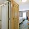 Hampton Inn & Suites Crabtree