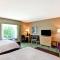 Hampton Inn & Suites Crabtree