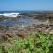 Big Fish Seaside Cottage, Sleeps 10 Guests in 5 Bedrooms