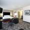 Hampton Inn and Suites Roanoke Airport/Valley View Mall