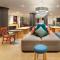 Home2 Suites by Hilton Roanoke - Roanoke