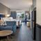 Fenwick Shores, Tapestry Collection by Hilton