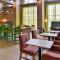 Hampton Inn & Suites Saint Paul Oakdale Woodbury