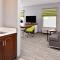 Hampton Inn & Suites Saint Paul Oakdale Woodbury