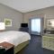 Hampton Inn and Suites Robbinsville - Robbinsville