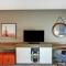 Hampton Inn Suites Tucson Tech Park