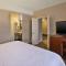 Hampton Inn & Suites Providence-Warwick Airport