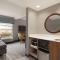 Hampton Inn & Suites Kelowna, British Columbia, Canada