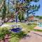 Shorebreeze Inn