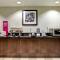 Hampton Inn & Suites Red Deer - Ред-Дир