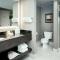 Hilton Suites Brentwood