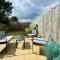 Lovely 4 Bed, Family & Contractors Luton Airport & M1 by Properties2you