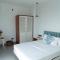Four Petals Inn