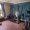 Cheltenham large house with gym, bar & hot tub - Golden Valley