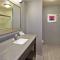 Hampton Inn & Suites - Elyria