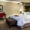 Hampton Inn & Suites Montgomery-Downtown - Монтгомері