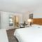 Embassy Suites by Hilton Raleigh Durham Airport Brier Creek - Raleigh