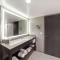 DoubleTree by Hilton Bloomington