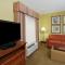 Homewood Suites by Hilton Chesapeake - Greenbrier - Чесапік