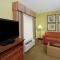 Homewood Suites by Hilton Chesapeake - Greenbrier - Чесапік