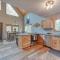 Soldotna Home with 2 Living Areas and Spacious Porch - 索尔多特纳