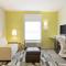 Home2 Suites By Hilton La Crosse - La Crosse